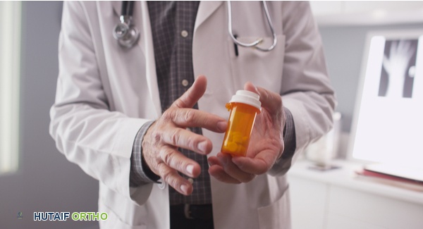 صورة توضيحية لـ التكيف والتعايش مع تشخيص التهاب الفقار اللاصق المحوري الجديد: دليل شامل للمرضى في صنعاء