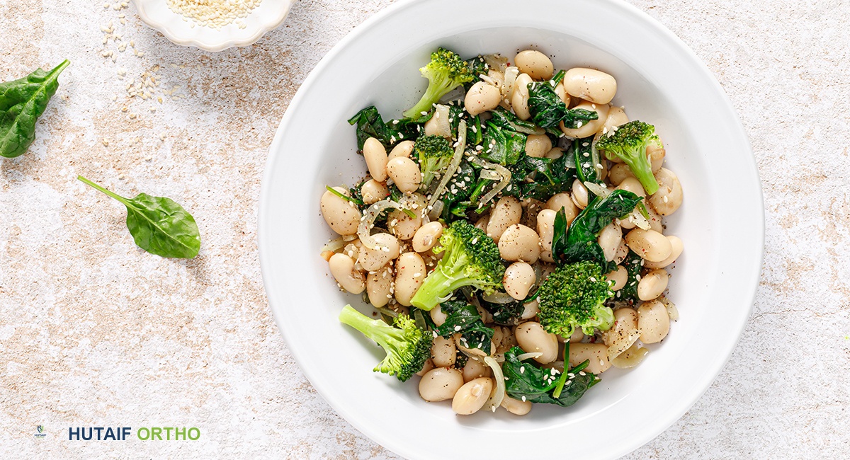 مفاصل قوية وحياة صحية: سر التغذية العلاجية مع الأستاذ الدكتور محمد هطيف