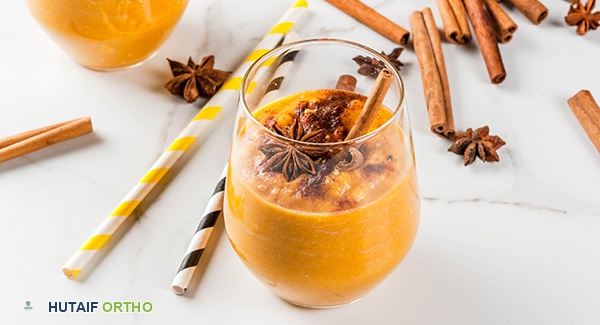 صورة توضيحية لـ العصير الأخضر المعزز لصحة المفاصل والعظام: دليلك الشامل من الأستاذ الدكتور محمد هطيف