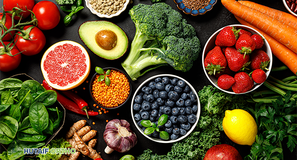 التغذية الصحية لالتهاب المفاصل اليفعي: دليل شامل من الأستاذ الدكتور محمد هطيف