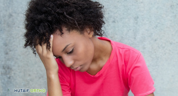 دليلك الشامل لاختيار العكاز المناسب واستخدامه بفعالية: نصائح من الأستاذ الدكتور محمد هطيف