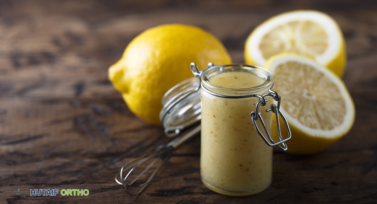 صورة توضيحية لمكونات المفصل السليم والمتأثر بالتهاب المفاصل