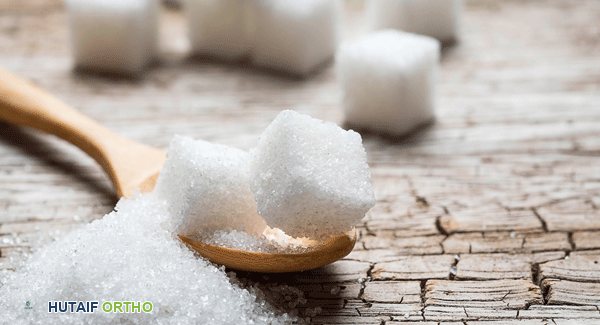 صورة توضيحية لـ الغذاء العضوي وصحة مفاصلك: دليل شامل من الأستاذ الدكتور محمد هطيف في صنعاء