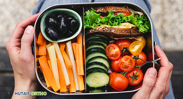 قائمة التسوق لمرضى النقرس: دليلك الشامل لخفض حمض اليوريك والوقاية من النوبات