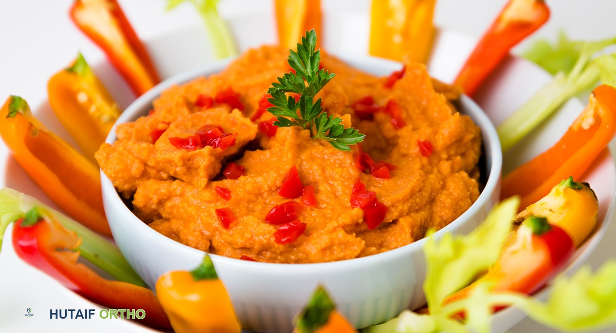 خشونة الركبة: دليل شامل للوقاية والعلاج مع الأستاذ الدكتور محمد هطيف في صنعاء