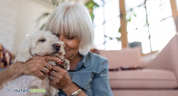 العلاقة بين الألم والمشاعر: دليل شامل لكسر حلقة الألم المزمن مع الأستاذ الدكتور محمد هطيف في صنعاء