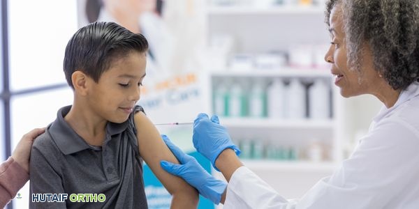 اللقاحات والأطفال الذين يتلقون العلاجات البيولوجية: دليل شامل للآباء من الأستاذ الدكتور محمد هطيف