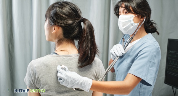 صورة توضيحية لآلية تأثير التهاب المفاصل الروماتويدي على الرئة