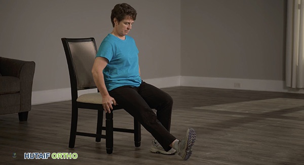 امرأة تمارس التمارين