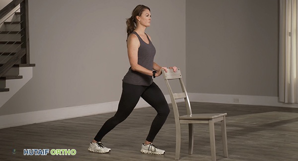 امرأة تمارس التمارين