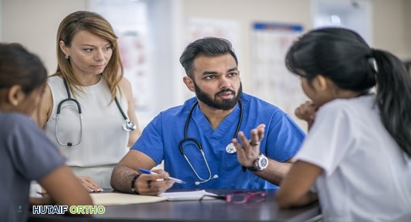 فريق الرعاية الصحية المتكامل لالتهاب المفاصل الصدفي