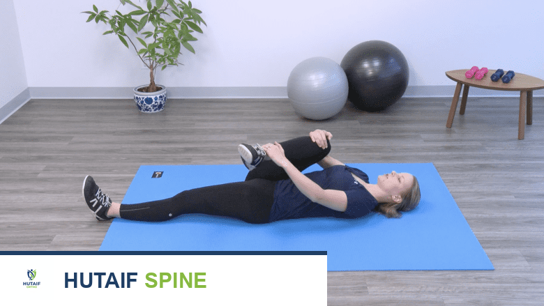 صورة توضيحية لـ تمارين وإطالات فعالة لتخفيف ألم عرق النسا الناتج عن متلازمة الكمثرى: دليلك الشامل مع الأستاذ الدكتور محمد هطيف