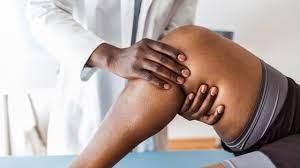 كيف تعالج التهاب مفصل الركبة في المنزل؟ - دليل شامل للوقاية والعلاج